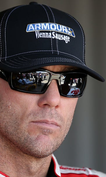 Kevin Harvick fastest in final practice at Martinsville Speedway